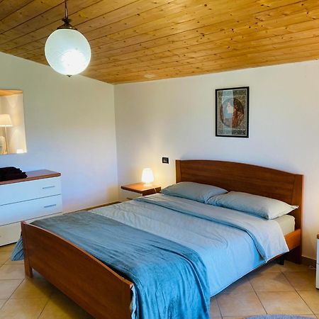 Casa Nella Natura A Боббио Экстерьер фото